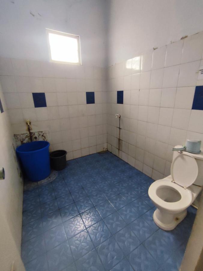 Oyo 90865 Hotel Kusuma Purwakarta Karawang Eksteriør billede